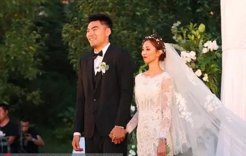 海拔超高伴郎团杨鸣赵继伟祝贺李晓旭大婚