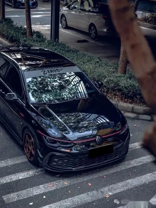 竞技走街风的大众8代高尔夫gti这是小钢炮的正确打开方式