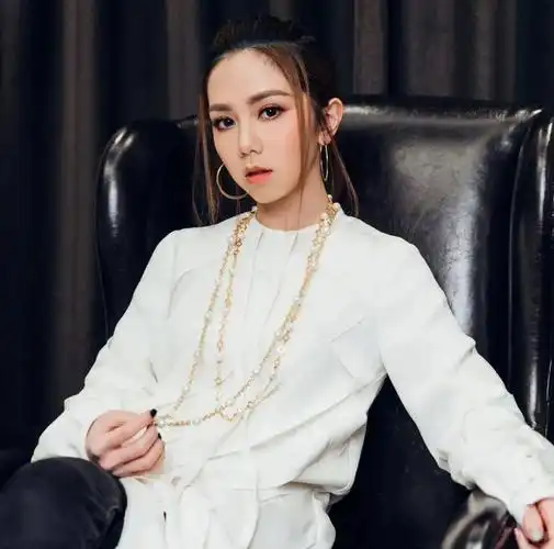 微信头像邓紫棋