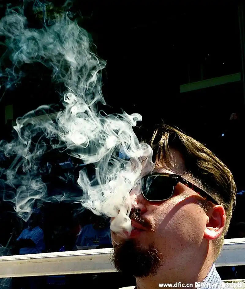 世界无烟日看体坛大佬如何吞云吐雾_高清图集_新浪网