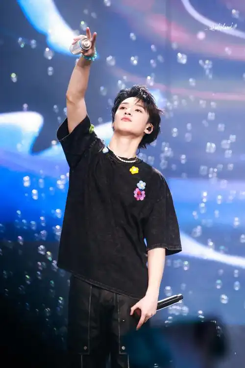 严浩翔叁重楼暨出道四周年演唱会