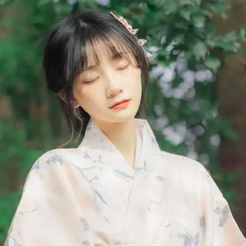 春日最美和服女生头像