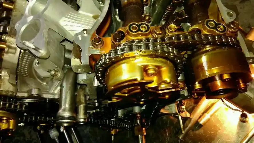 07年皇冠25正时两条怎么对