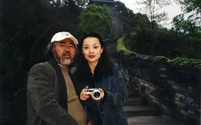 张纪中终败给前妻被判十日内还款近527万男方已72岁拖家带口