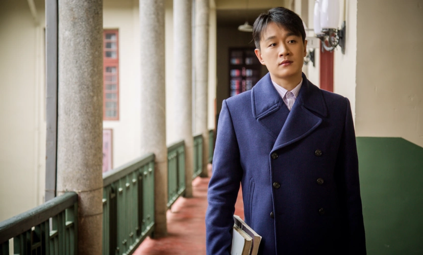 《奔腾年代》佟大为技术流撩妹引热议 网友:秋冬防寒衣