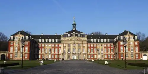 法语 西班牙语 俄语 英语 日语热门留学院校查看更多 明斯特大学