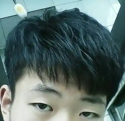 这幅图头发多长?多少厘米可以烫出来?