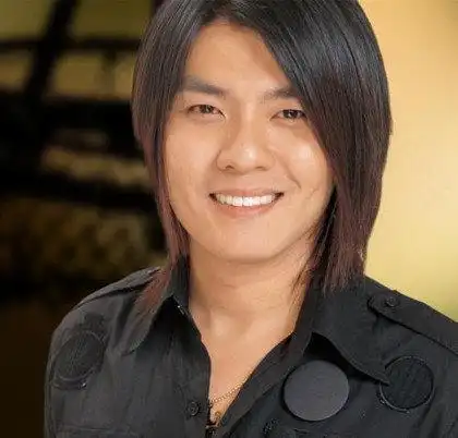 阿杜又发福 自嘲: 人家婴儿肥 我是爸爸肥