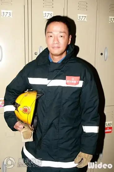 港星王喜在京安检 因说"你们中国电信"遭斥责