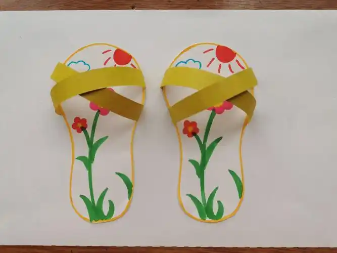 "疫"动不动,我们在行动——书幼小课堂:中班美术《拖鞋diy》