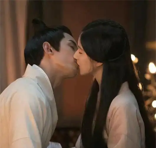 《星汉灿烂》大结局,"星汉因所有人灿烂,月升因所有人圆满"|吴磊|吻戏