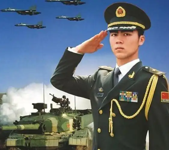 中国军礼,是建国后,海峡两边不约而同的开始了"正规化".