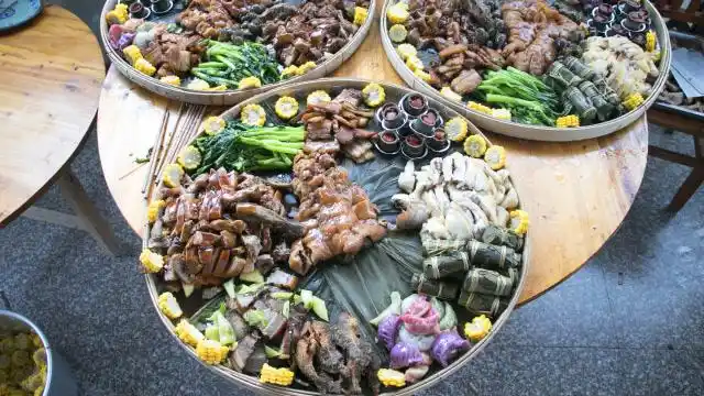 苗族簸箕菜源自苗族百家宴