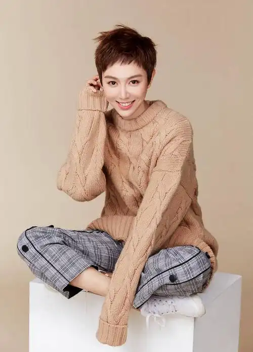 她从配角到主角,一步一个脚印,十年磨一剑——姜妍