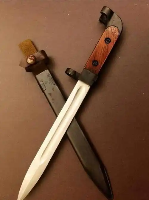 刀身喂毒国际禁用从俄国刺刀百年发展看中国三棱刺刀真相