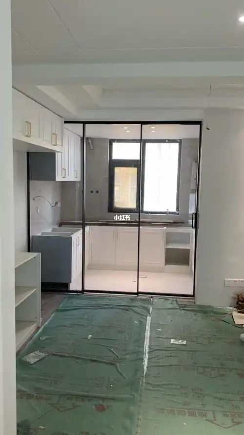 厨房吊轨三联动无门套设计