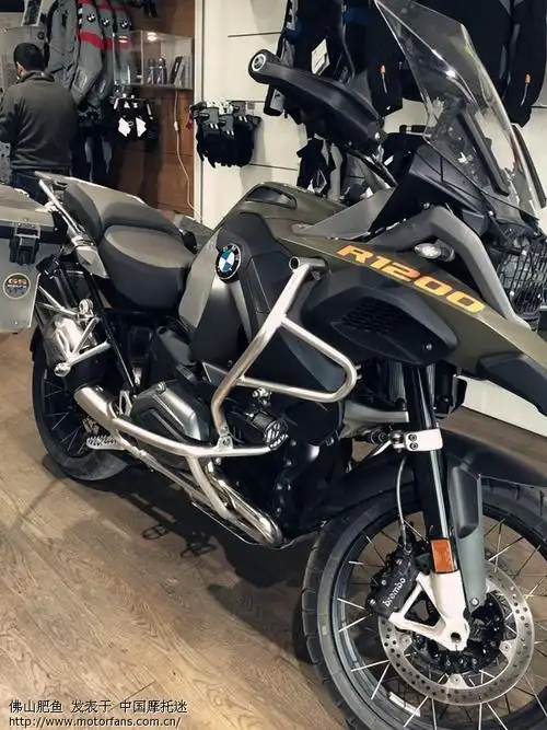 【小p】屌丝的逆袭!——怒提大贸宝马水鸟 bmw r1200 gs adv!