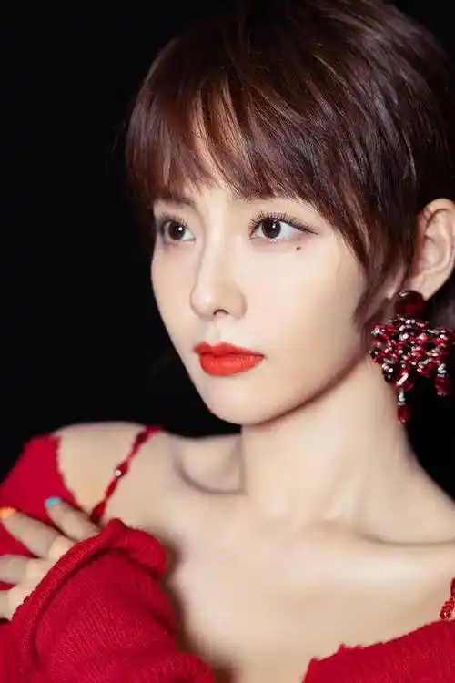 张嘉倪高清图片第2137期