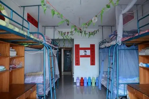 寝室文化评比-安徽省潜山野寨中学