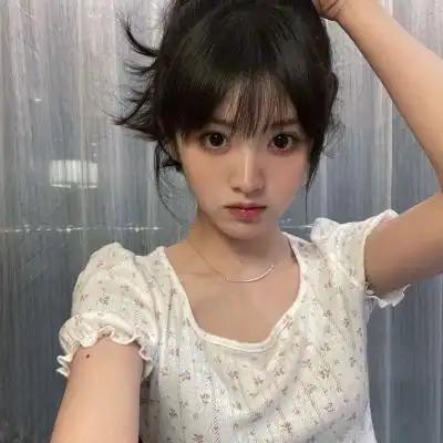 田曦薇大眼萌妹