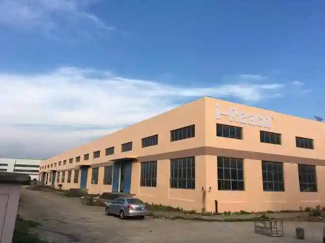 2200平的标准厂房专业化的设备标准化的工艺流程告别过去,展望未来!