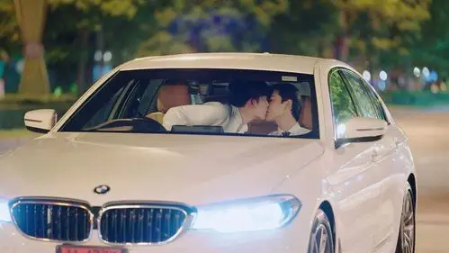 四年了,我cp终于在剧里吻上了【椰奶】