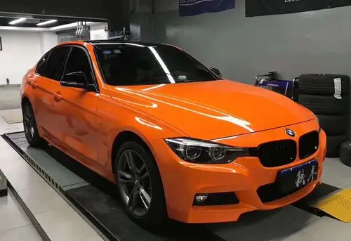 各种颜色的整车效果图