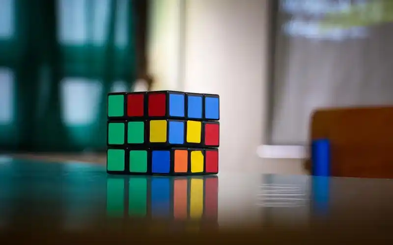 魔方多彩 桌布 - 2560x1600