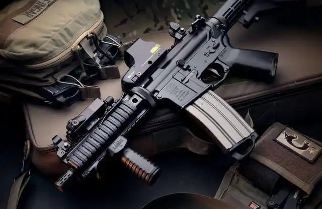 m4a1步枪和m16步枪的差别在哪里