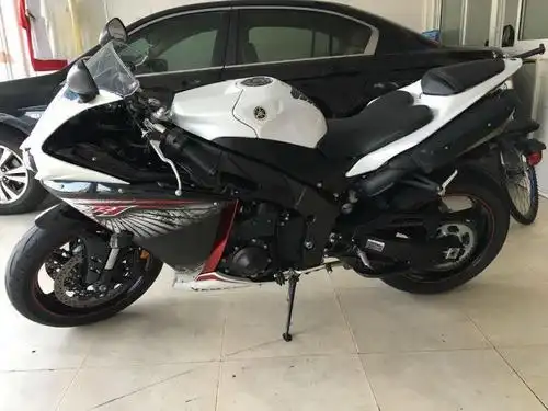 雅马哈 i8整流器接线图