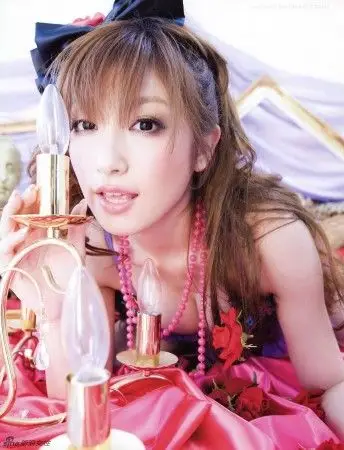 日本性感女神熊田曜子变身芭比娃娃 小露美胸