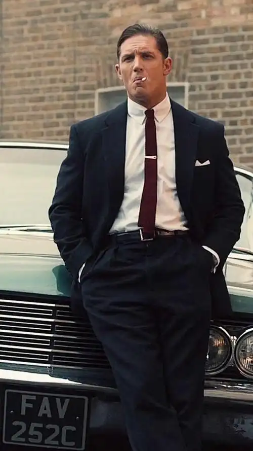 汤姆哈迪狠起来连自己都打的男人