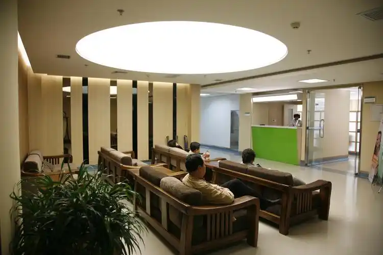 候诊区先进的医疗设备