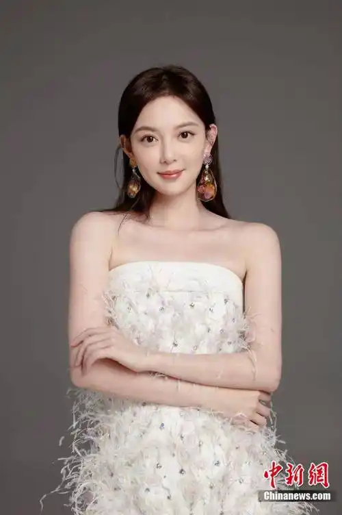 中新人物|汪小敏:久违了,被看见的感觉_姐姐_舞台_面膜