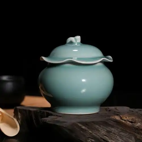 香炉作者省工美大师周华工作室作品龙泉青瓷茶器花器摆件