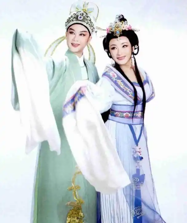 回顾钱惠丽浙江绍兴走出来的越剧名家网传与丈夫感情不合离婚