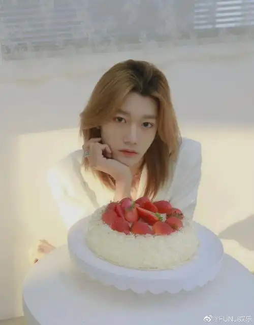 孙滢皓0606生日快乐