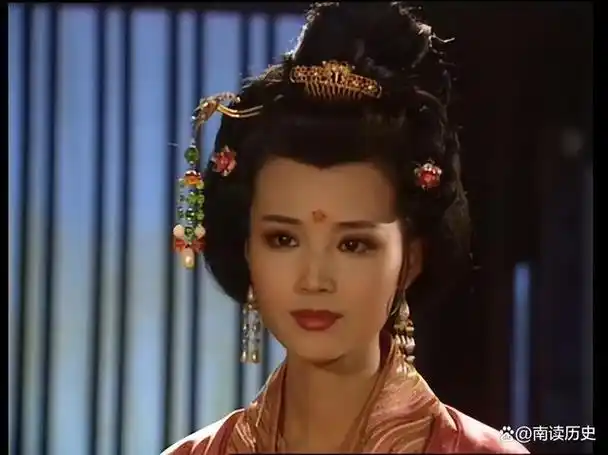 上官婉儿为何不恨杀父仇人武则天?