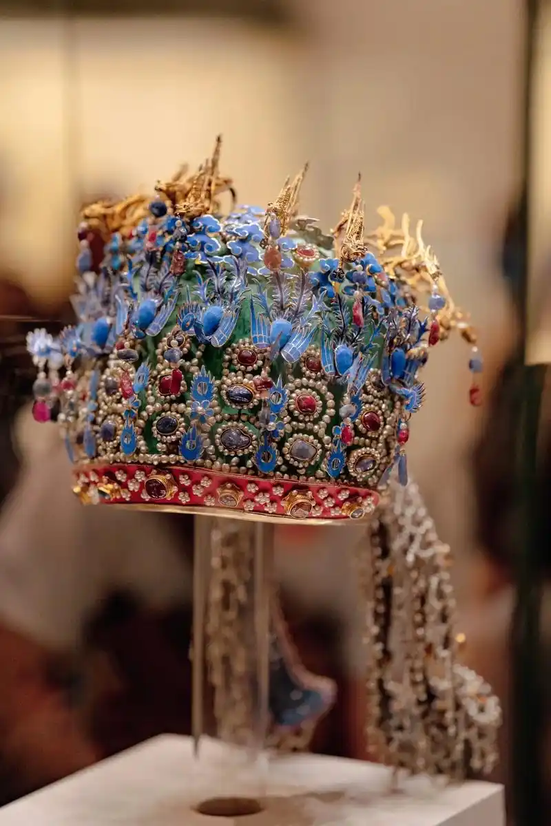 国家博物馆·孝端皇后凤冠.精妙绝伦 99国家博物馆b1古代中 - 抖音