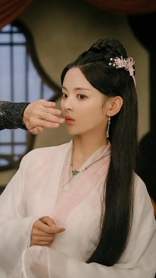 且听凤鸣凤舞杨超越