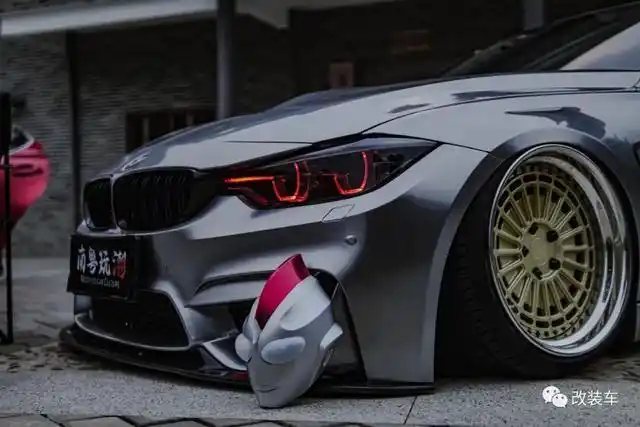 宝马320li变身成姿态风"宝马m3",这大尾翼能坐下几个妹子?