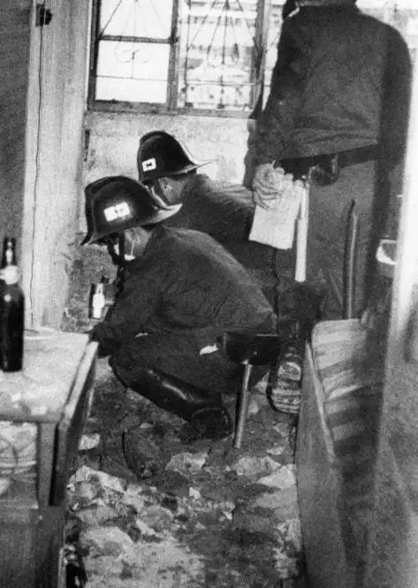 1959年香港灶底藏尸案女婿因不满岳母经常要钱买凶将其杀害