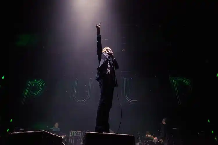 pulp乐队:一部关于生,死,超市的电影