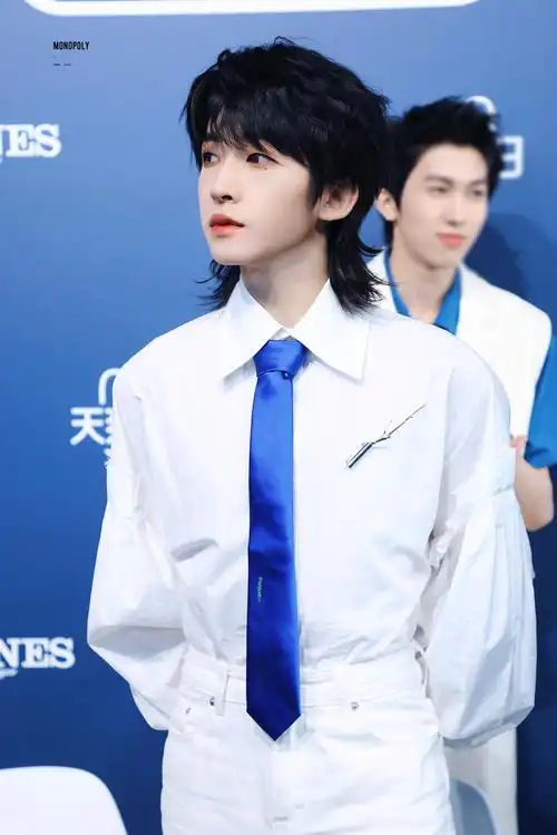 这才是唇珠美人 刘宇