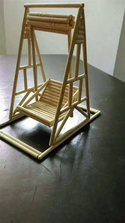 图册ah0kvmt:一次性筷子做秋千步骤图册4bd36cn:一次性筷子手工制作