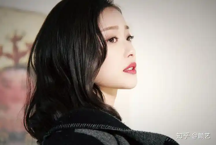 手机里有没有私藏很久的倪妮照片