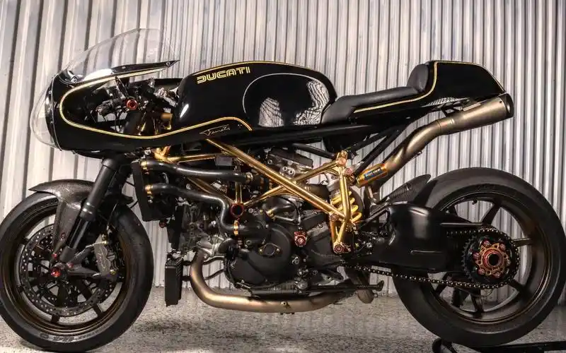 杜卡迪1098 cafe racer 风格复古摩托车by-ronaldo ferreti