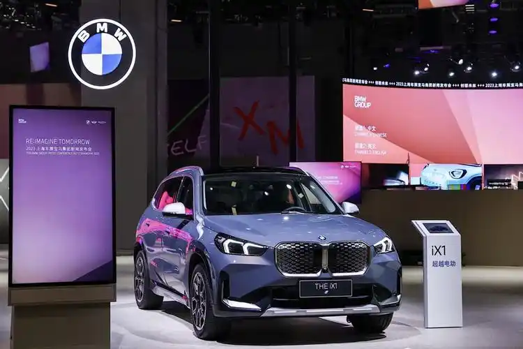 纯电续航450km,轴距超2.8米,宝马ix1售价29.99万起