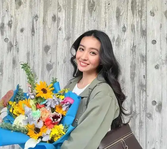 工藤静香母女上海被偶遇木村光希真人比上镜美路人走过无人识