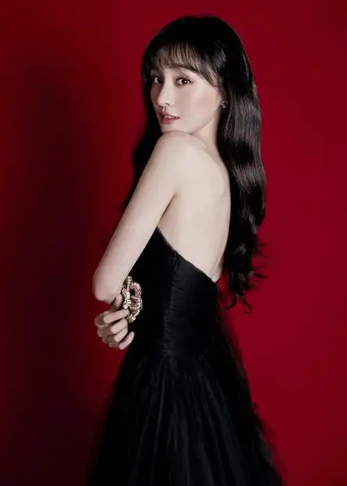 郑爽综艺收官携手新团队投入新事业状态极佳